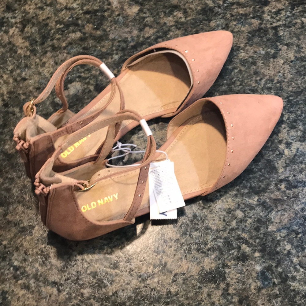 Pink faux suede pointed flats